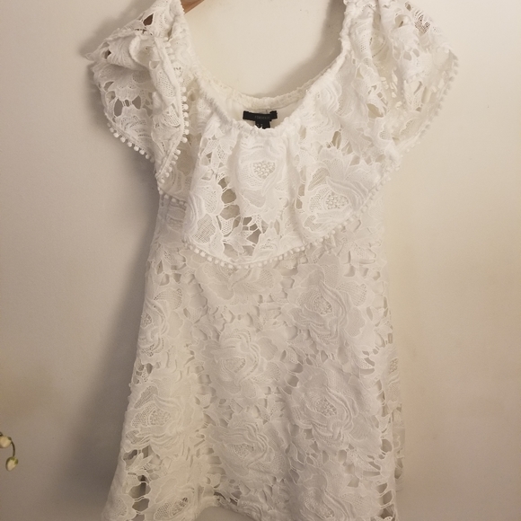 Dress - Picture 1 of 3